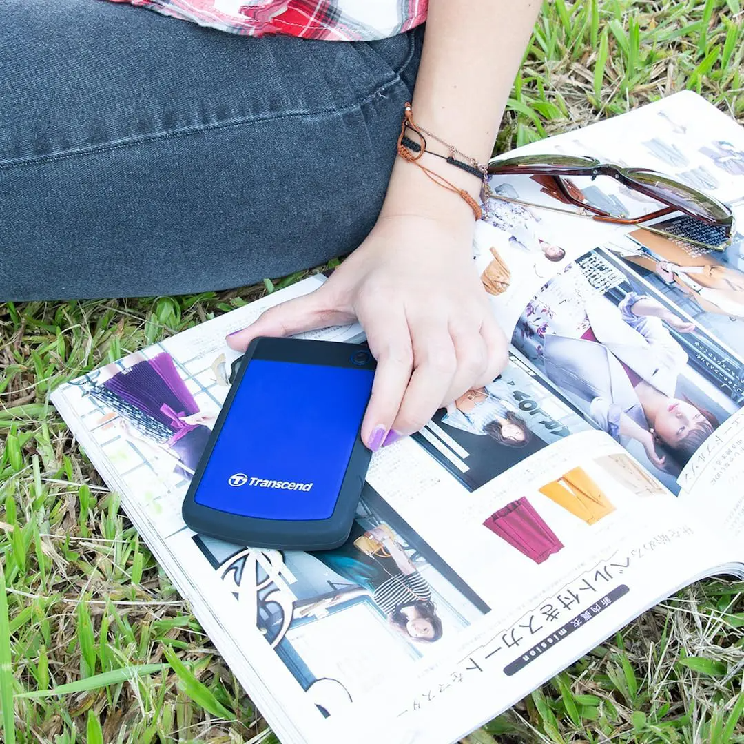 Transcend StoreJet 25H3B 4TB USB 3.1 Gen 1 Rugged Portable Hard Drive - Blue